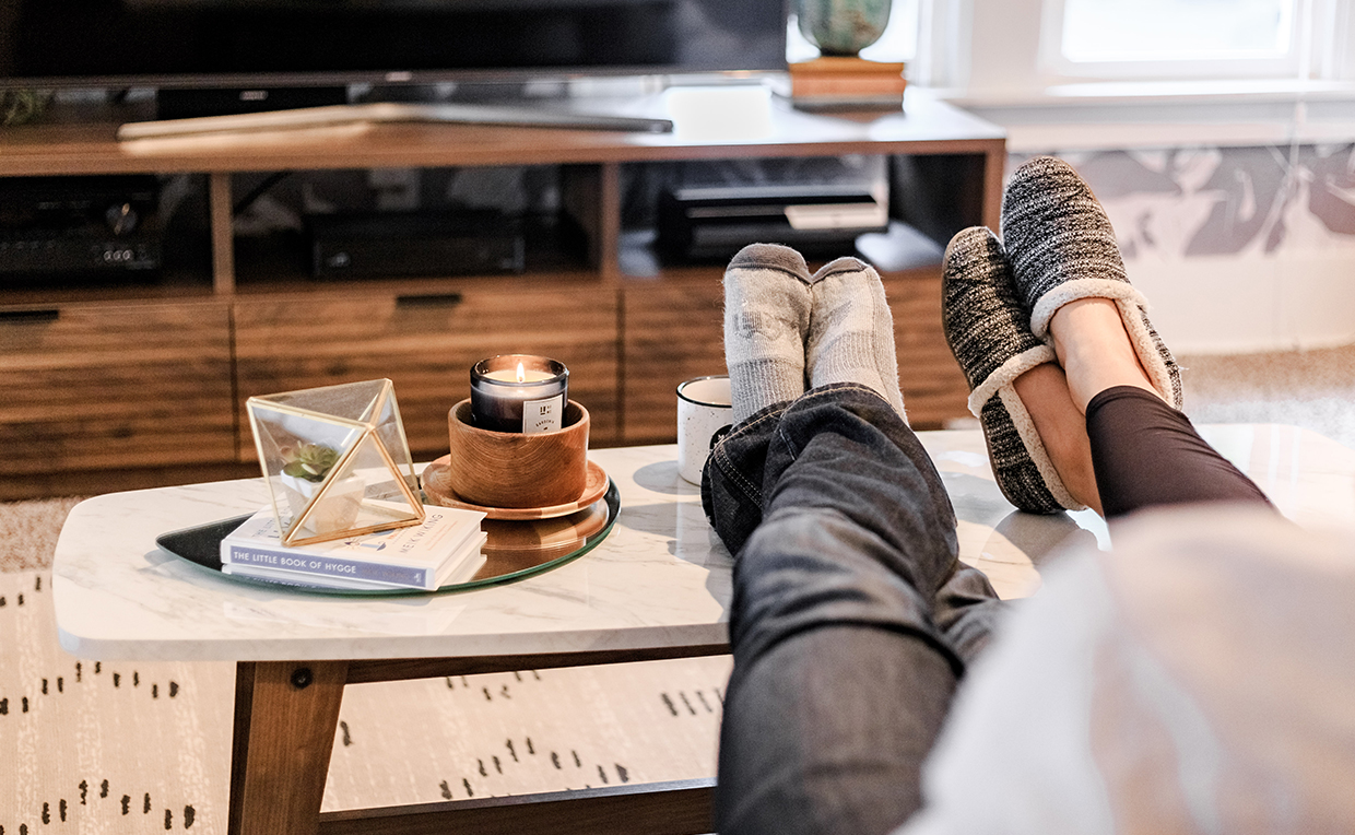 Blog6_1240x764_10.jpg Relaxing with feet up, coffee table