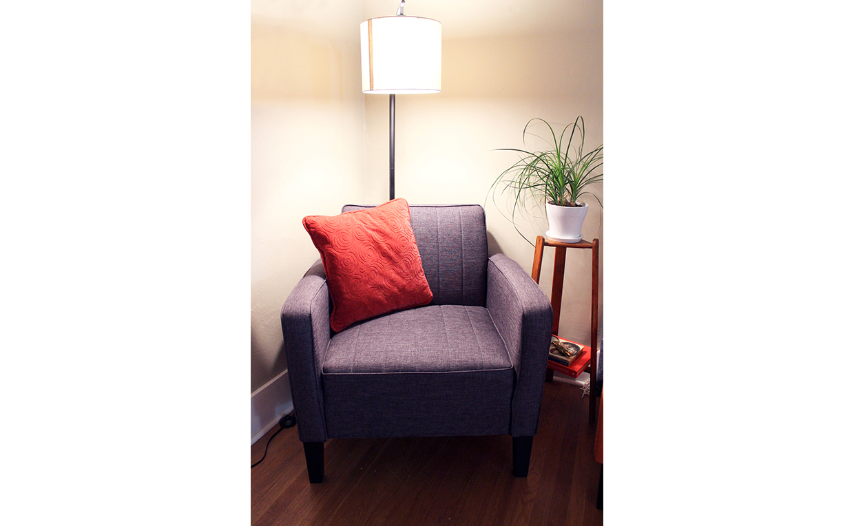 bedroomseating_readingcorner.jpg reading corner bedroom seating