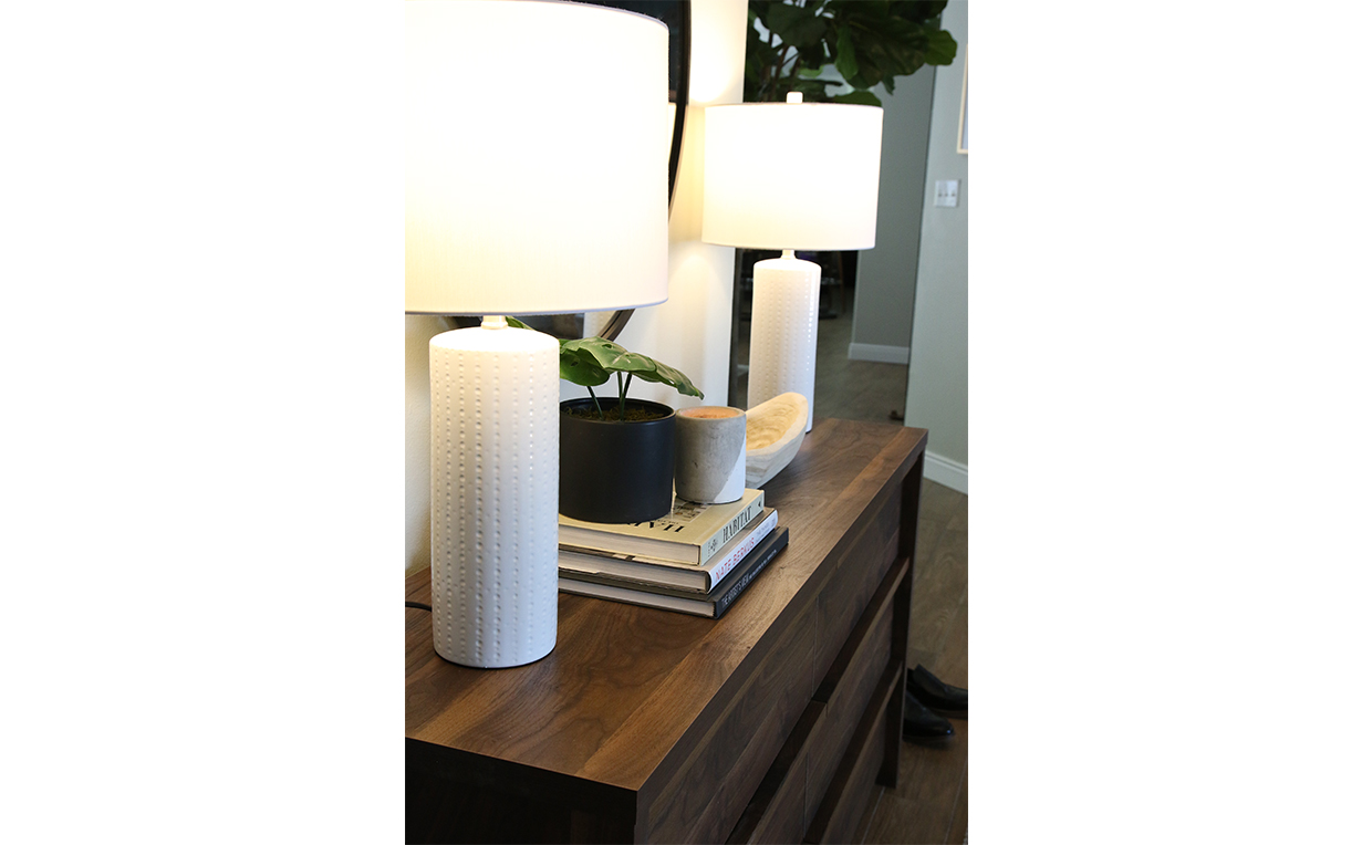 Blog2_1240x764_09.jpg Entryway light, lighting, lamps, dresser