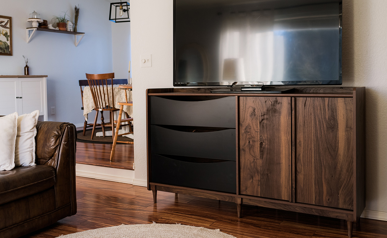 Blog_Fave_Storage_1240x764_03.jpg Midcentury Modern entertainment credenza with TV